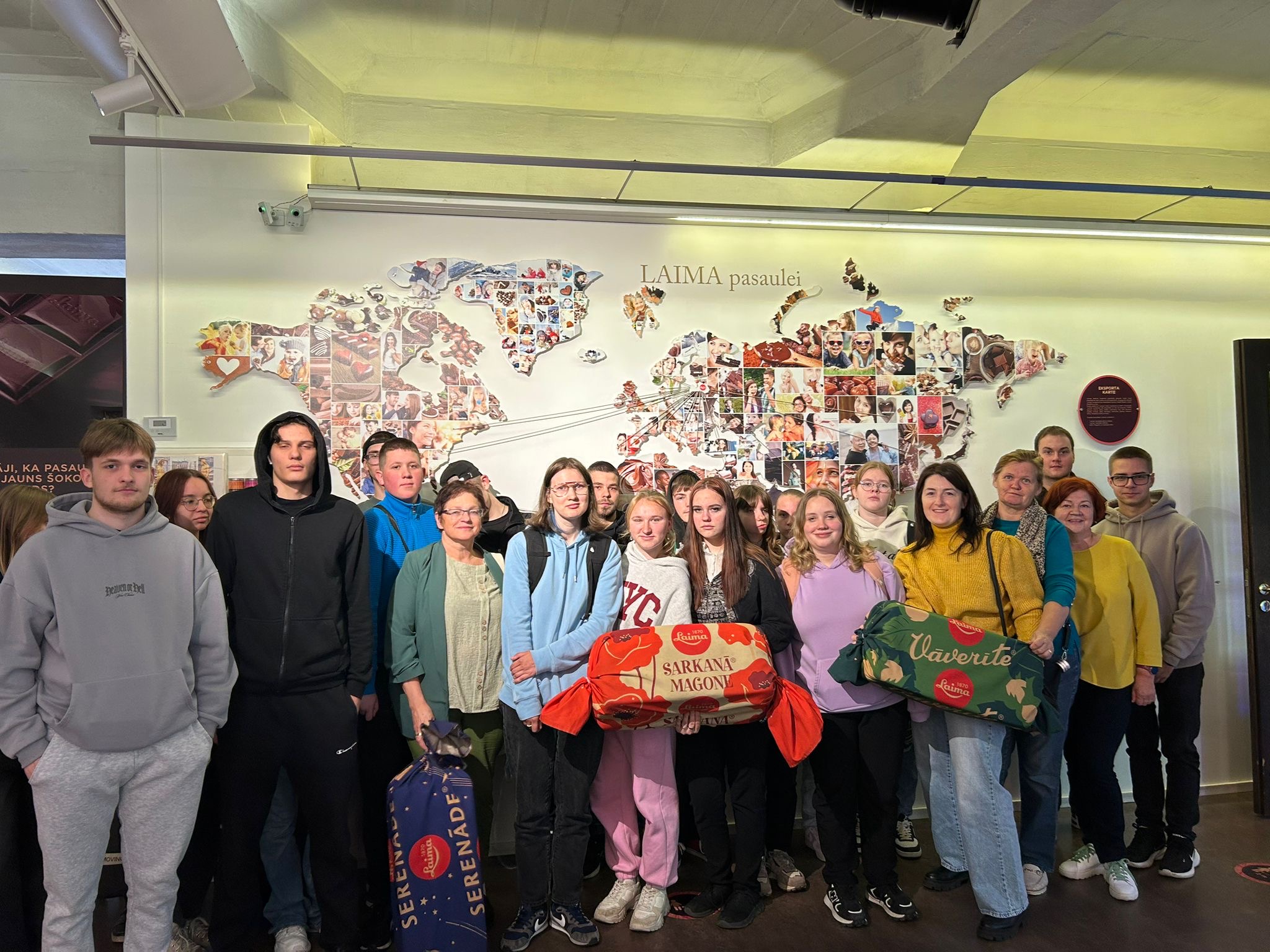 Kultūrizglītības programmas ‘’Latvijas skolas soma’’ ietvaros izglītojamie apmeklē Latvijas Okupācijas muzeju ’’Stūra māja’’ un ‘’Laimas’’ Šokolādes muzeju!